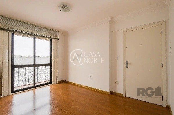 Apartamento à venda com 3 quartos, 81m², 1 suíte, 1 vaga, Rua Vicente da Fontoura no bairro Rio Branco em Porto Alegre