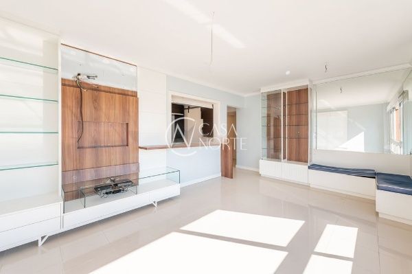 Apartamento à venda com 2 quartos, 74m², 1 suíte, 2 vagas, Rua Dona Oti no bairro Petrópolis em Porto Alegre