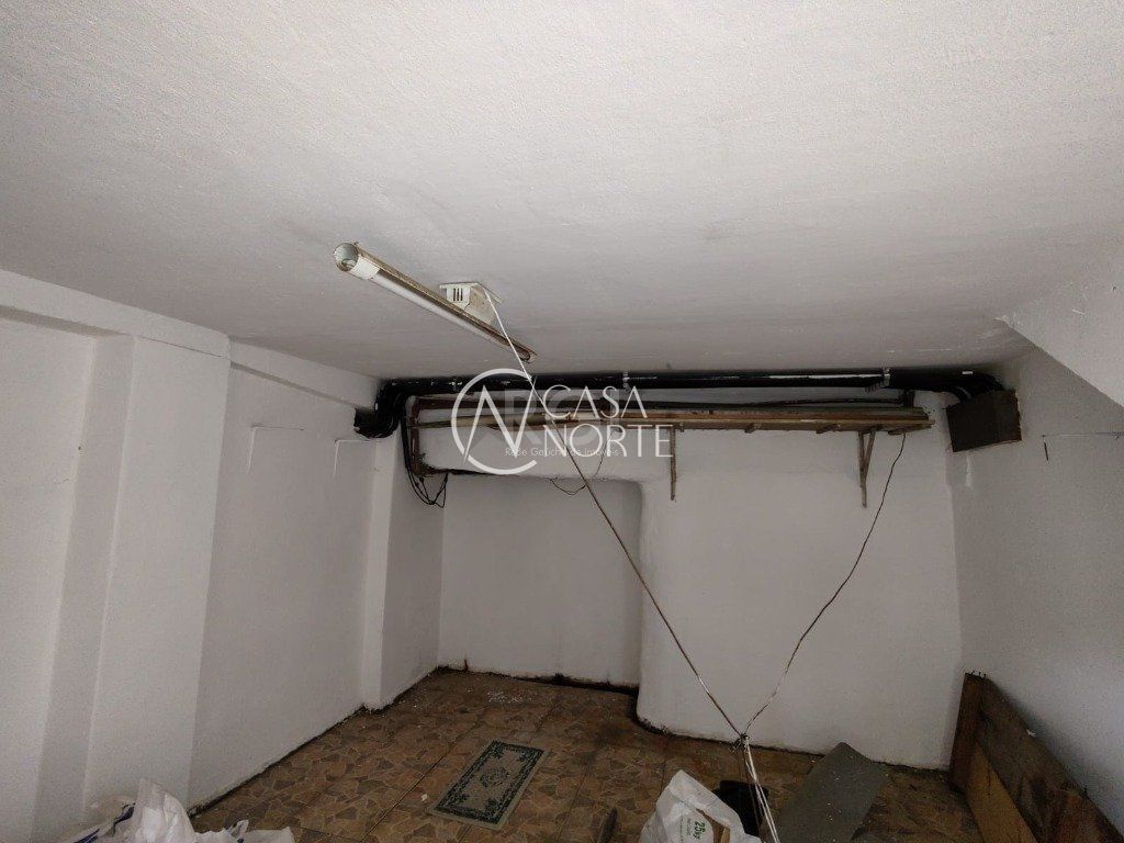 Casa à venda com 2 quartos, 98m², 2 vagas, Rua Almiro Coimbra no bairro Morro Santana em Porto Alegre