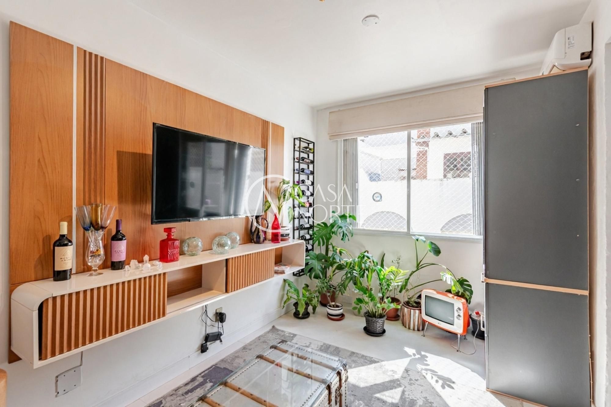 Cobertura à venda com 3 quartos, 117m², 1 suíte, 1 vaga, Rua Gonçalves Dias no bairro Menino Deus em Porto Alegre