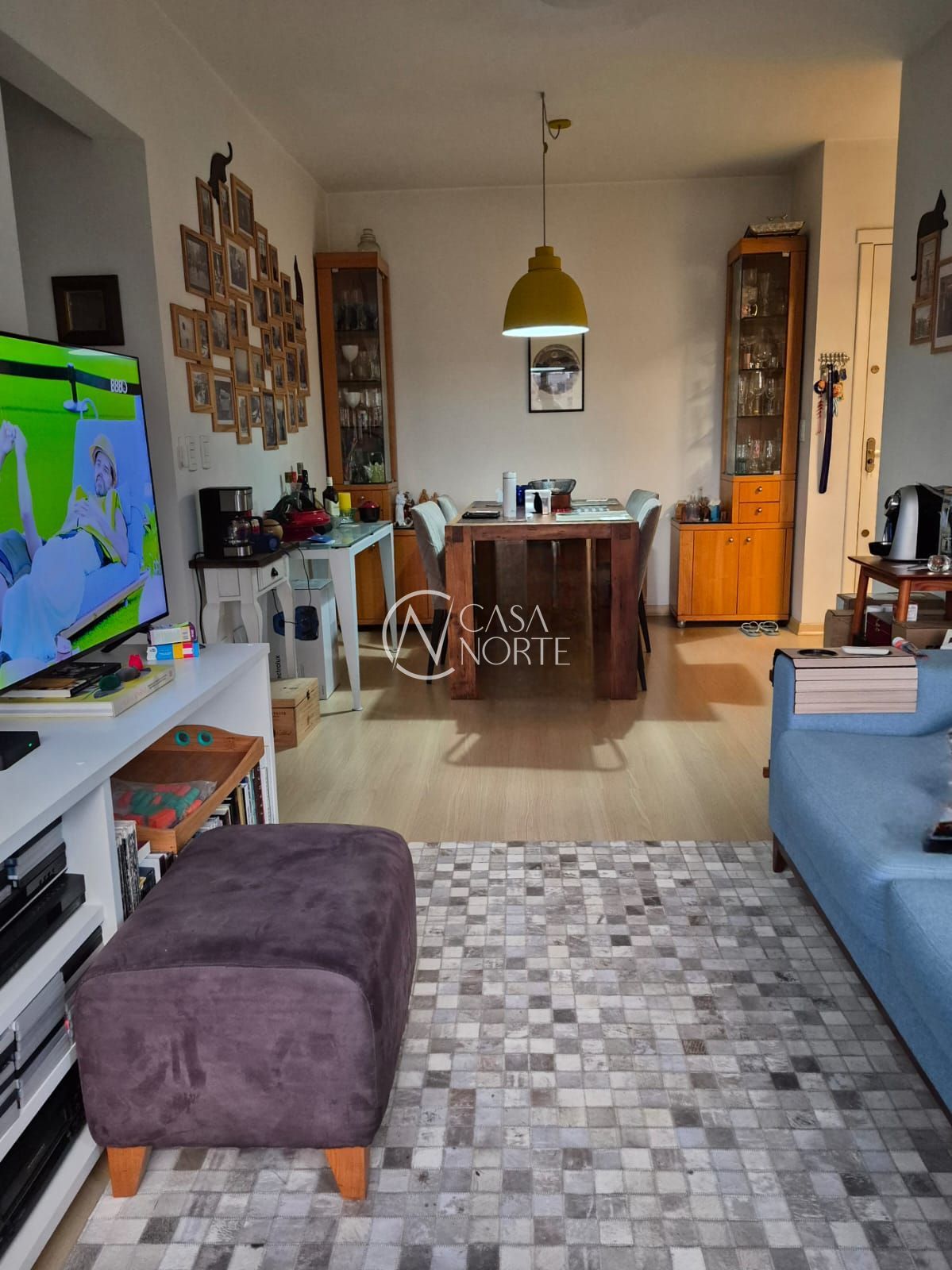 Apartamento à venda com 2 quartos, 58m², 1 vaga, Avenida General Barreto Viana no bairro Chácara das Pedras em Porto Alegre