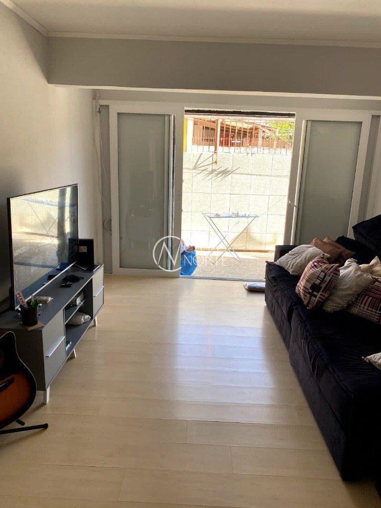 Apartamento à venda com 3 quartos, 88m², 1 vaga, Rua Avaré no bairro Jardim Floresta em Porto Alegre