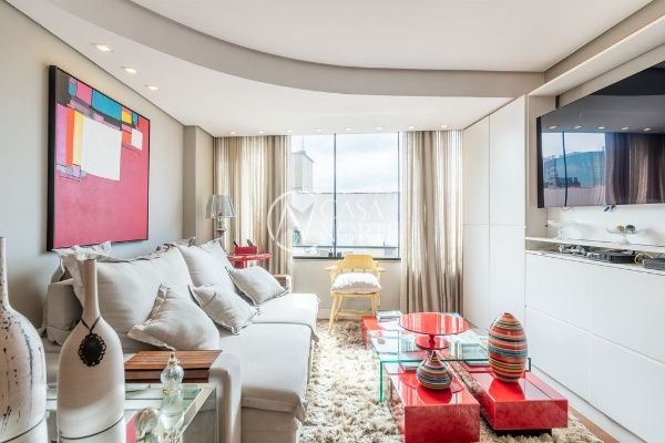 Apartamento à venda com 3 quartos, 123m², 1 suíte, 2 vagas, Rua Vinte e Quatro de Outubro no bairro Auxiliadora em Porto Alegre