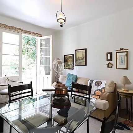 Apartamento à venda com 2 quartos, 60m², Rua Artigas no bairro Petrópolis em Porto Alegre