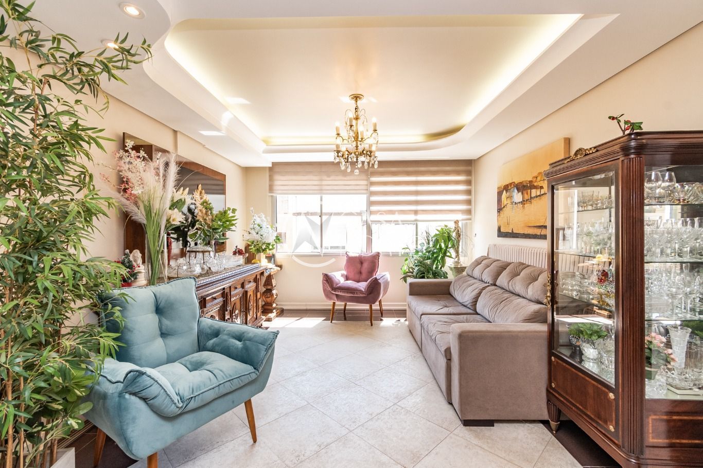 Apartamento à venda com 3 quartos, 133m², 1 suíte, 1 vaga, Rua Coronel Corte Real no bairro Petrópolis em Porto Alegre