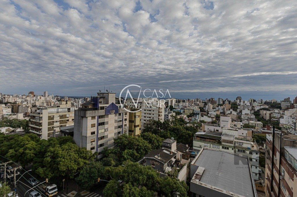 Apartamento à venda com 3 quartos, 96m², 1 suíte, 2 vagas, Rua Carlos Trein Filho no bairro Auxiliadora em Porto Alegre