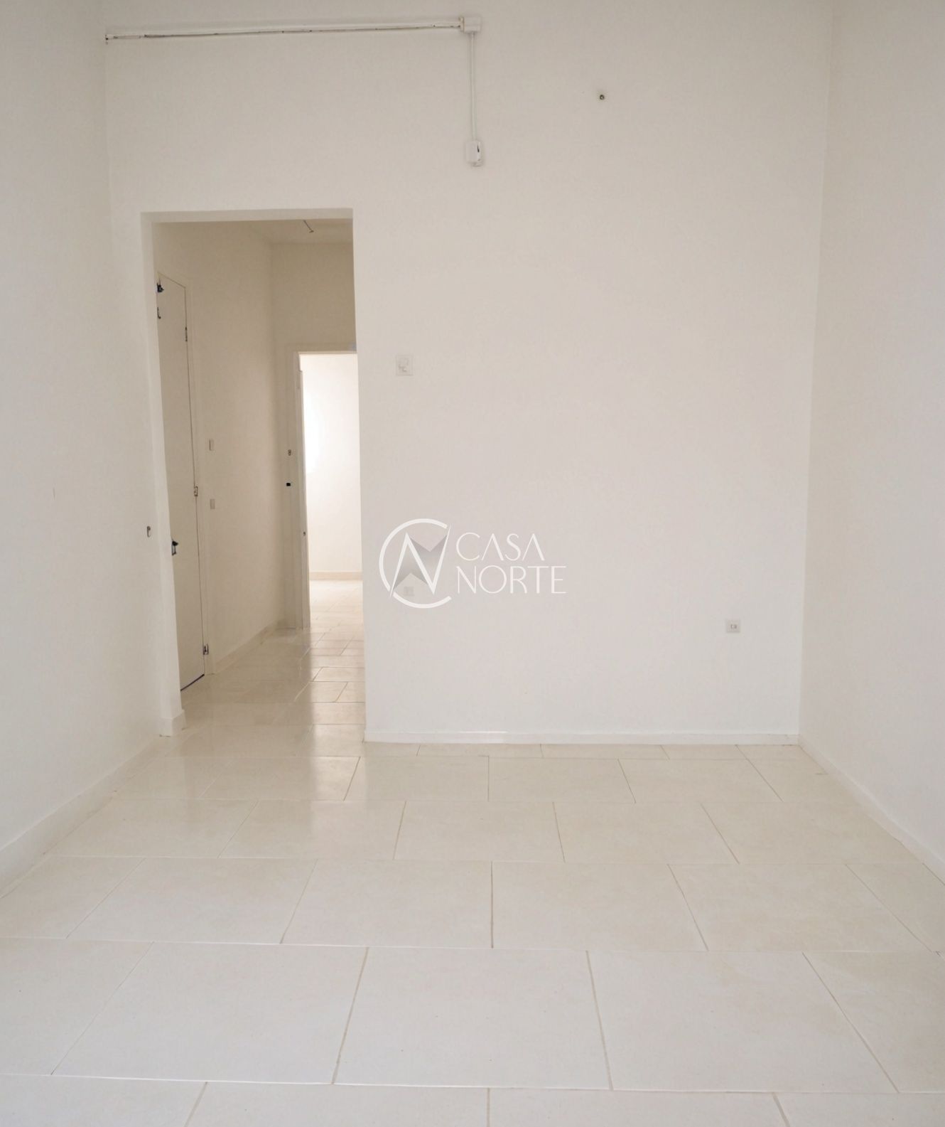 Apartamento à venda com 2 quartos, 58m², Avenida Berlim no bairro São Geraldo em Porto Alegre