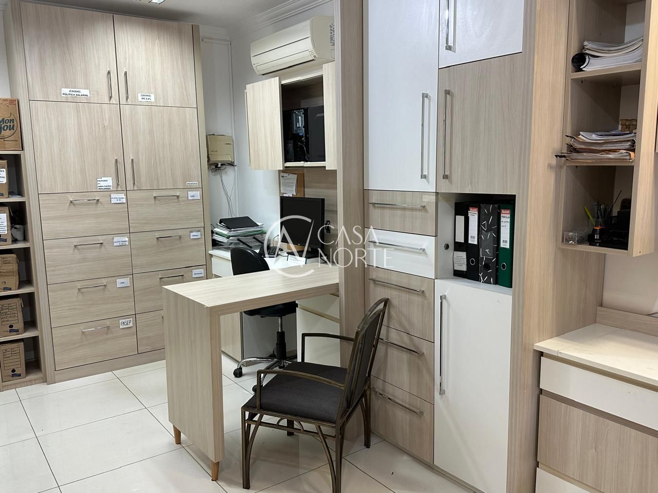 Sala Comercial à venda com 1 quarto, 32m², Rua General Câmara no bairro Centro Histórico em Porto Alegre