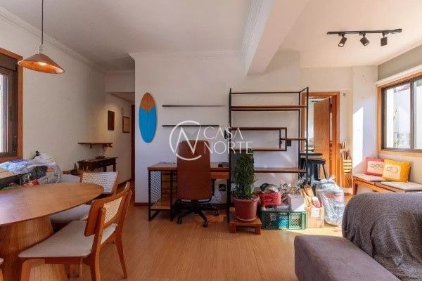 Apartamento à venda com 2 quartos, 73m², 1 suíte, 1 vaga, Vicente da Fontoura no bairro Rio Branco em Porto Alegre