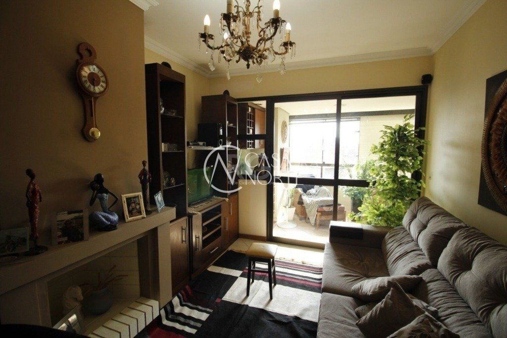 Apartamento à venda com 3 quartos, 121m², 1 suíte, 2 vagas, Rua Faria Santos no bairro Petrópolis em Porto Alegre