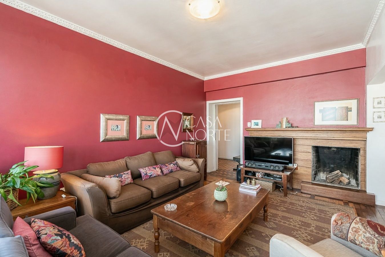 Apartamento à venda com 3 quartos, 159m², 1 suíte, 1 vaga, Rua Ramiro Barcelos no bairro Independência em Porto Alegre