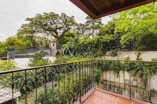 Apartamento à venda com 3 quartos, 81m², 1 suíte, 1 vaga, Rua Vicente da Fontoura no bairro Rio Branco em Porto Alegre