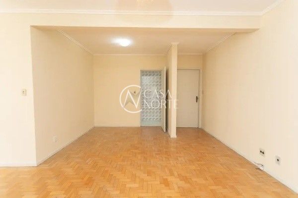 Apartamento à venda com 3 quartos, 116m², 1 suíte, 2 vagas, Travessa Carmem no bairro Moinhos de Vento em Porto Alegre