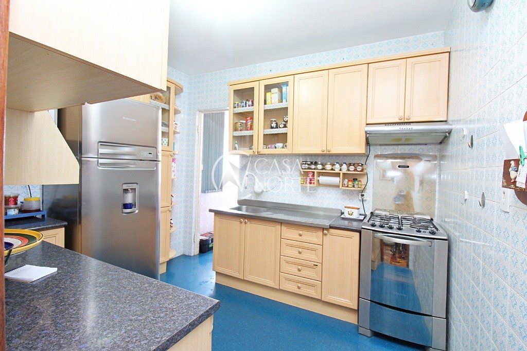 Apartamento à venda com 3 quartos, 98m², Avenida Andarai no bairro Passo da Areia em Porto Alegre