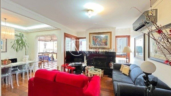 Apartamento à venda com 3 quartos, 115m², 1 suíte, 1 vaga, Rua Dona Oti no bairro Petrópolis em Porto Alegre