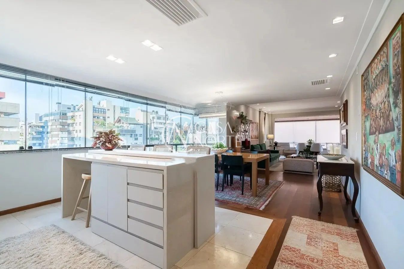Apartamento à venda com 3 quartos, 171m², 1 suíte, 2 vagas, Rua Barão de Ubá no bairro Bela Vista em Porto Alegre