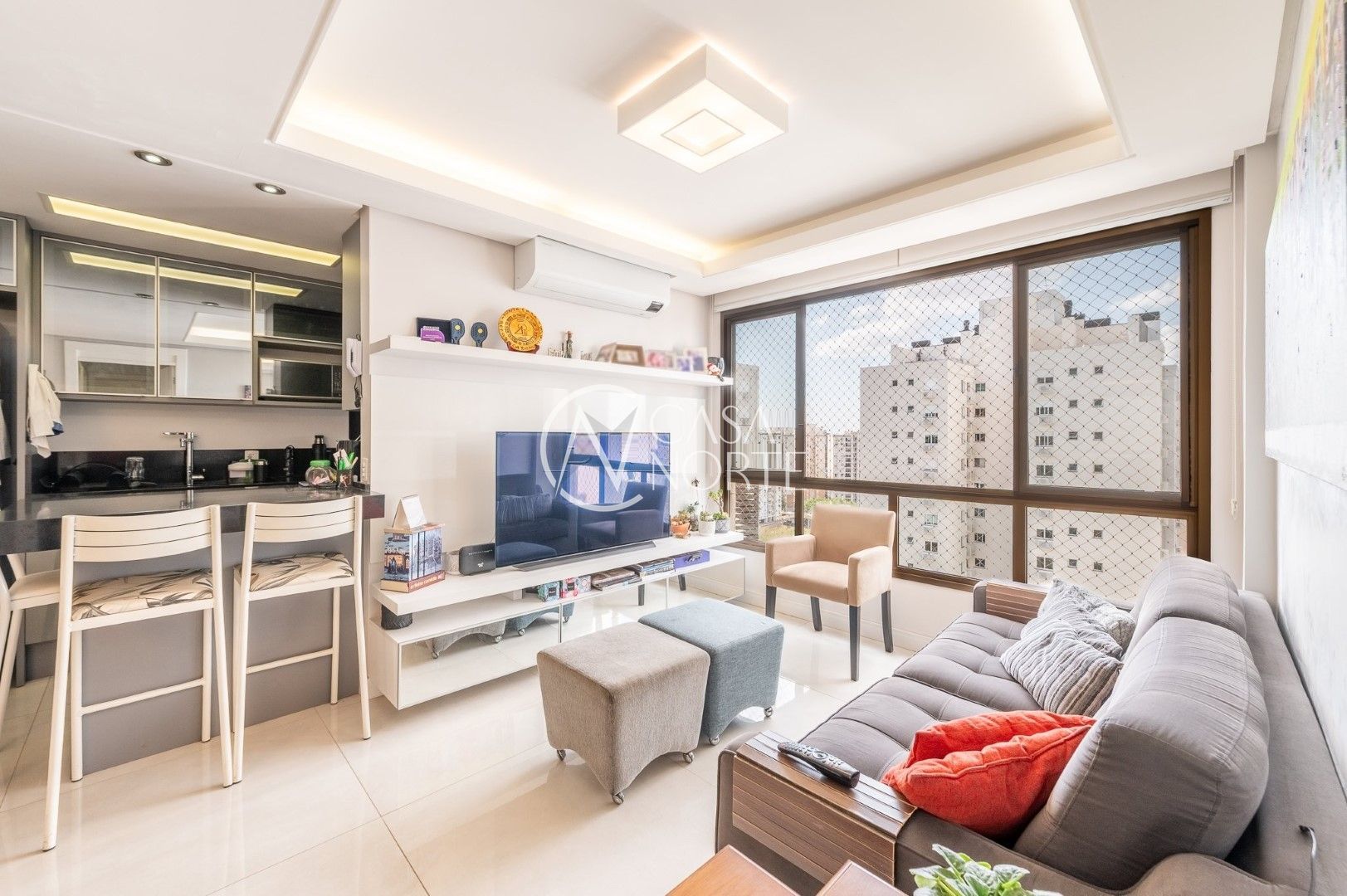 Apartamento à venda com 3 quartos, 78m², 1 suíte, 2 vagas, Rua Jari no bairro Passo da Areia em Porto Alegre