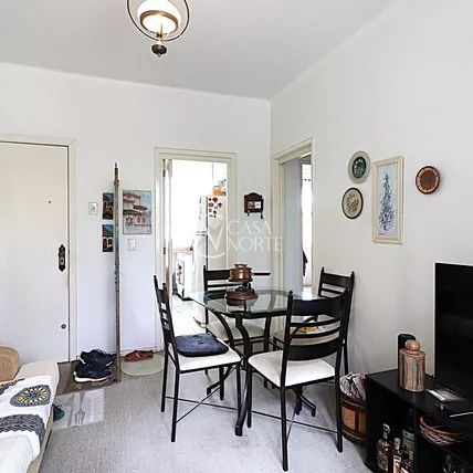 Apartamento à venda com 2 quartos, 60m², Rua Artigas no bairro Petrópolis em Porto Alegre