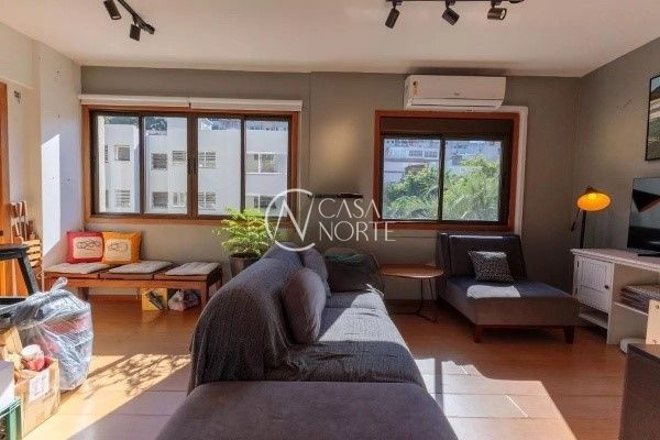 Apartamento à venda com 2 quartos, 73m², 1 suíte, 1 vaga, Vicente da Fontoura no bairro Rio Branco em Porto Alegre