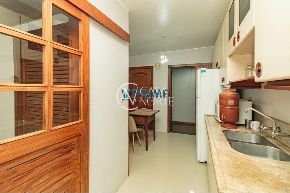 Apartamento à venda com 3 quartos, 137m², 1 suíte, 1 vaga, Rua Miguel Tostes no bairro Rio Branco em Porto Alegre