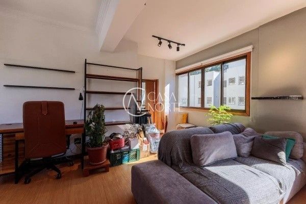 Apartamento à venda com 2 quartos, 73m², 1 suíte, 1 vaga, Vicente da Fontoura no bairro Rio Branco em Porto Alegre