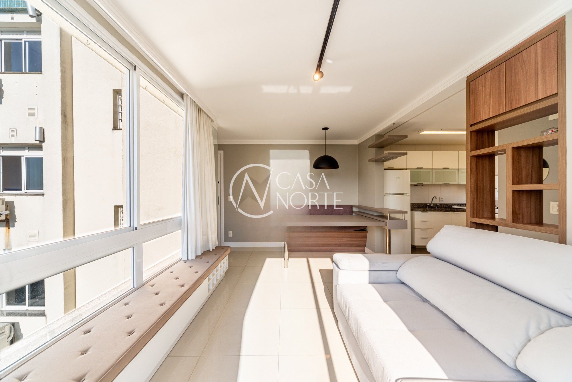Apartamento à venda com 1 quarto, 48m², 1 vaga, Avenida Coronel Lucas de Oliveira no bairro Bela Vista em Porto Alegre