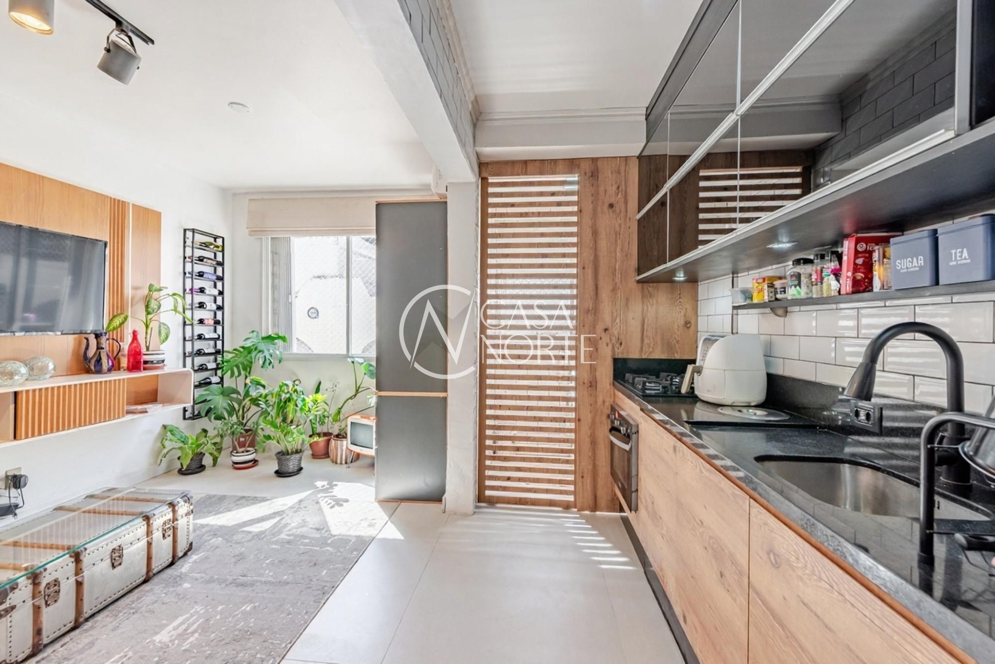 Cobertura à venda com 3 quartos, 117m², 1 suíte, 1 vaga, Rua Gonçalves Dias no bairro Menino Deus em Porto Alegre