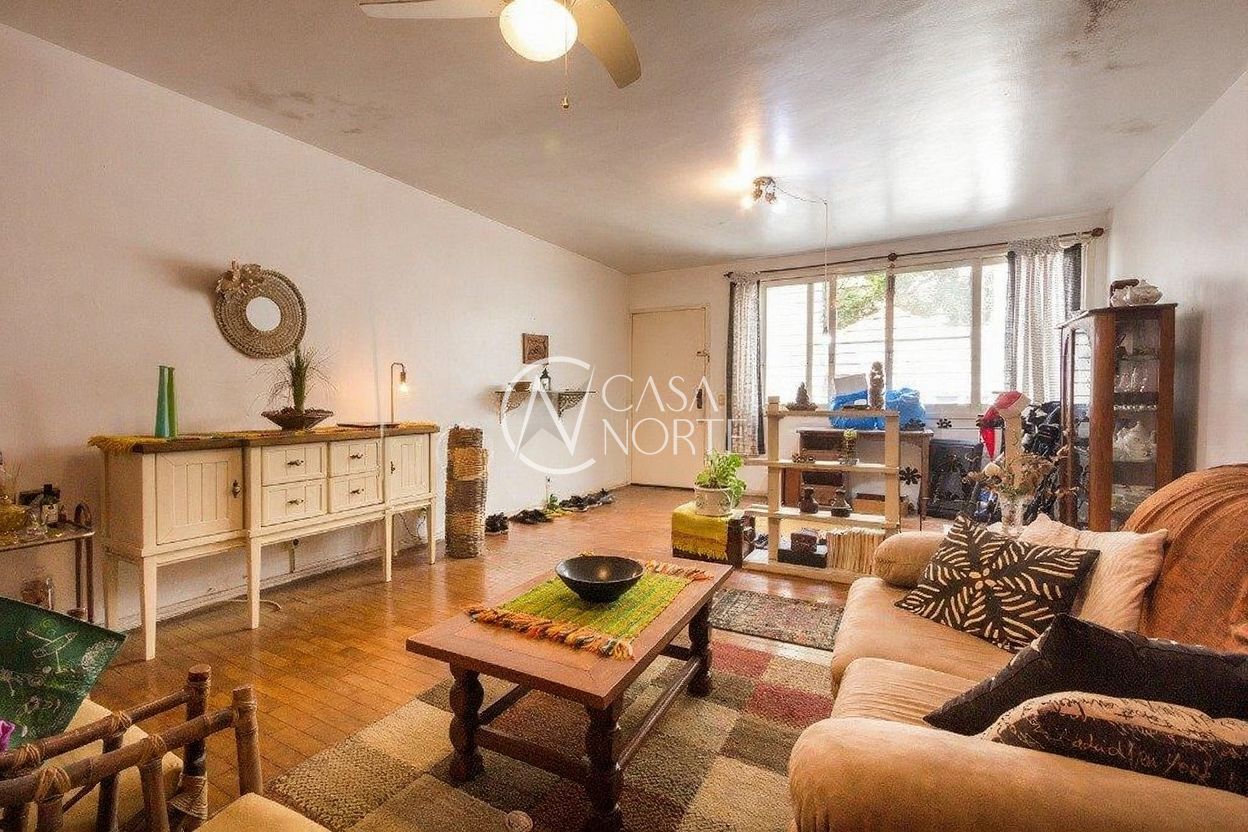 Apartamento à venda com 2 quartos, 85m², Rua Santa Terezinha no bairro Farroupilha em Porto Alegre