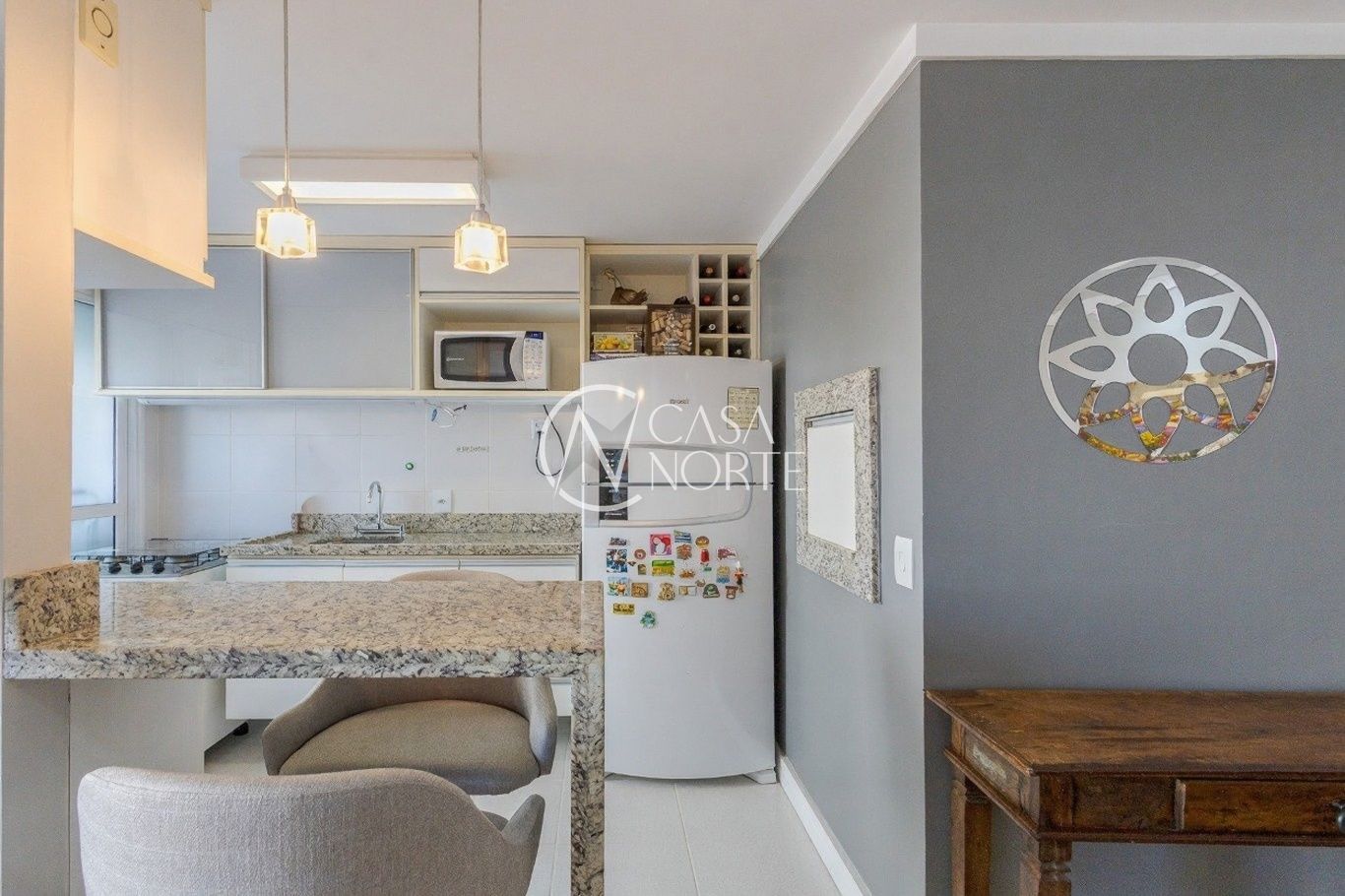 Apartamento à venda com 2 quartos, 68m², 1 suíte, 1 vaga, Avenida Andaraí no bairro Passo da Areia em Porto Alegre