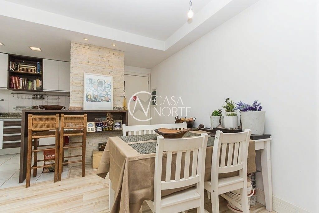 Apartamento à venda com 2 quartos, 68m², 1 suíte, 2 vagas, Avenida Andaraí no bairro Passo da Areia em Porto Alegre