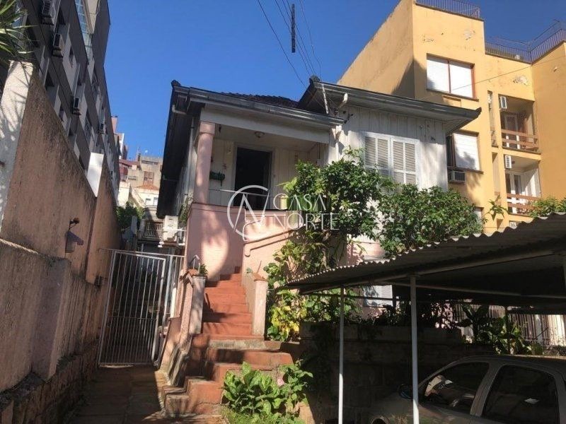 Terreno à venda  com 561m², Avenida Coronel Lucas de Oliveira no bairro Petrópolis em Porto Alegre