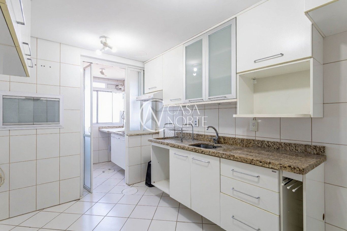 Apartamento à venda com 3 quartos, 97m², 1 suíte, 2 vagas, Avenida Maranhão no bairro São Geraldo em Porto Alegre