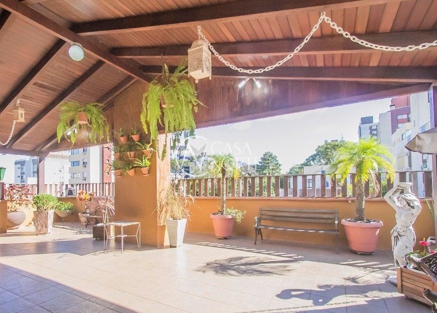 Cobertura à venda com 3 quartos, 315m², 1 suíte, 2 vagas, Rua Vicente da Fontoura no bairro Bela Vista em Porto Alegre