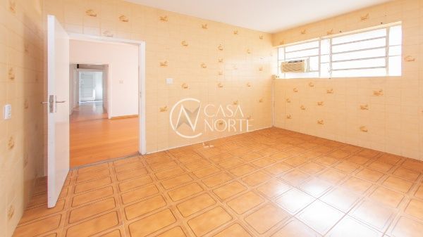 Apartamento à venda com 3 quartos, 97m², 1 suíte, 1 vaga, Rua Ramiro Barcelos no bairro Bom Fim em Porto Alegre
