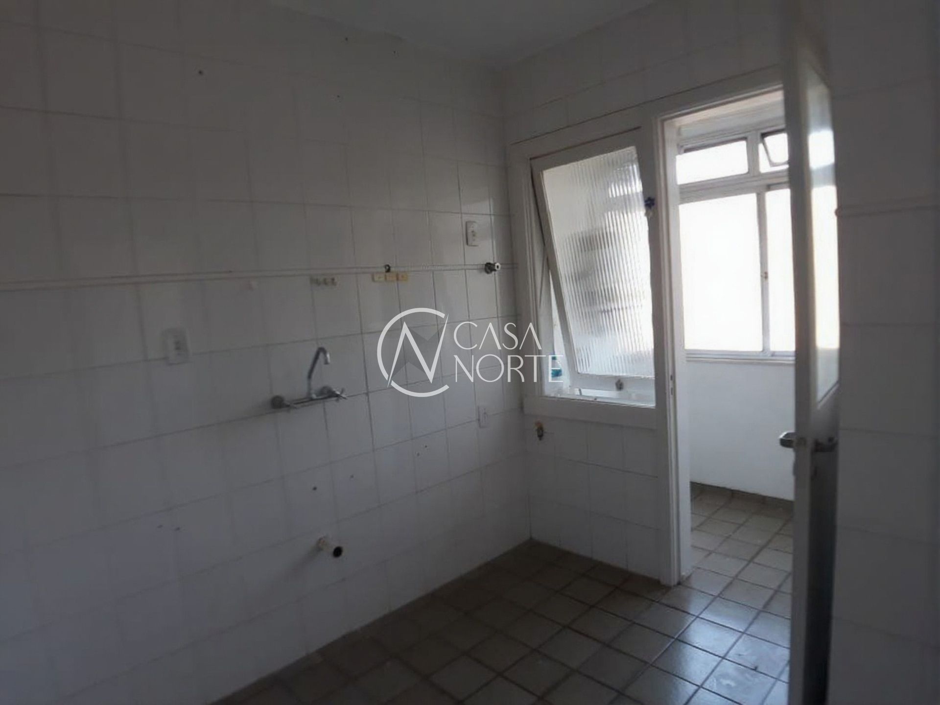 Apartamento à venda com 1 quarto, 47m², 1 vaga, Rua Filadélfia no bairro São João em Porto Alegre