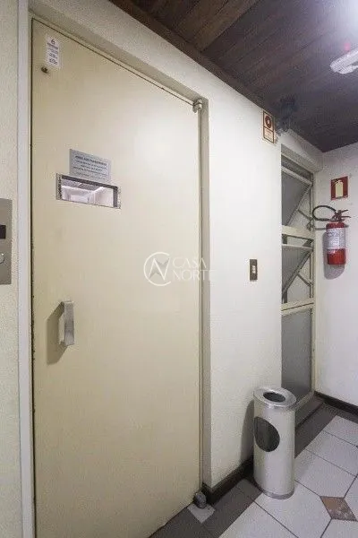Cobertura à venda com 1 quarto, 79m², 1 suíte, 1 vaga, Rua Doutor Barros Cassal no bairro Bom Fim em Porto Alegre