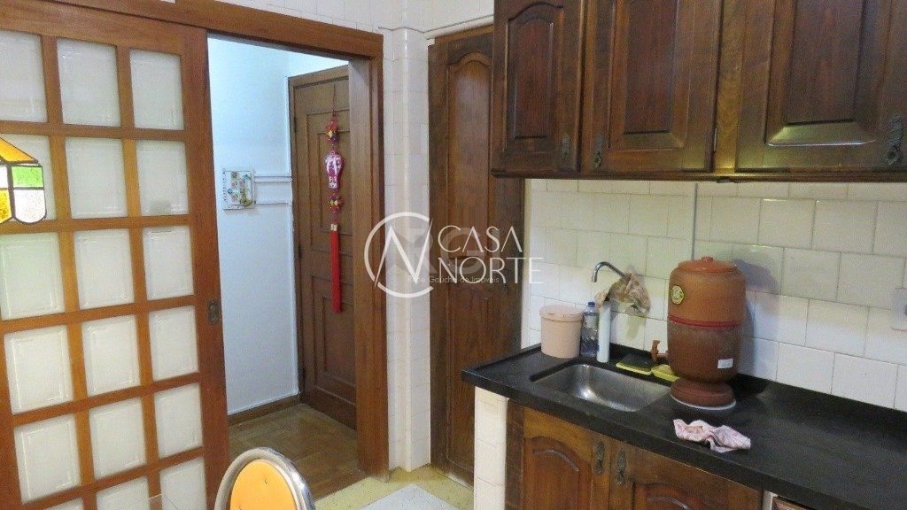 Apartamento à venda com 2 quartos, 97m², Rua General João Telles no bairro Bom Fim em Porto Alegre