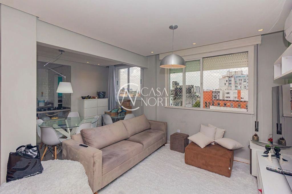 Apartamento à venda com 3 quartos, 91m², 1 suíte, 1 vaga, Avenida Cristóvão Colombo no bairro Floresta em Porto Alegre