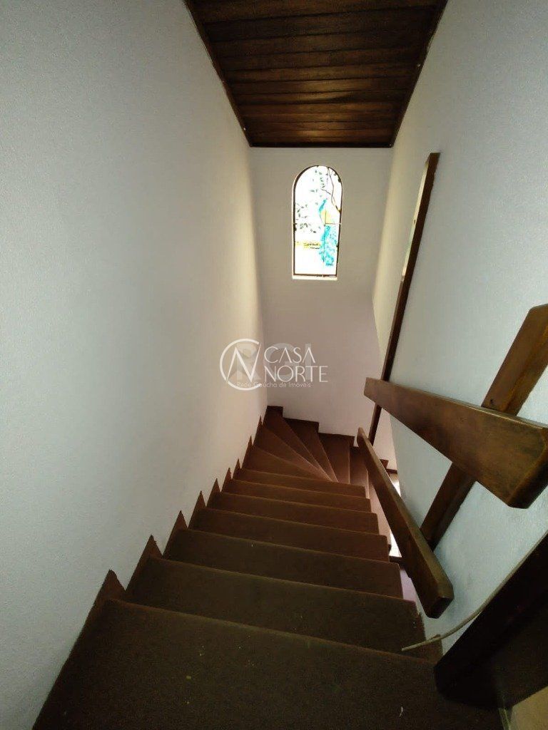 Casa à venda com 2 quartos, 98m², 2 vagas, Rua Almiro Coimbra no bairro Morro Santana em Porto Alegre