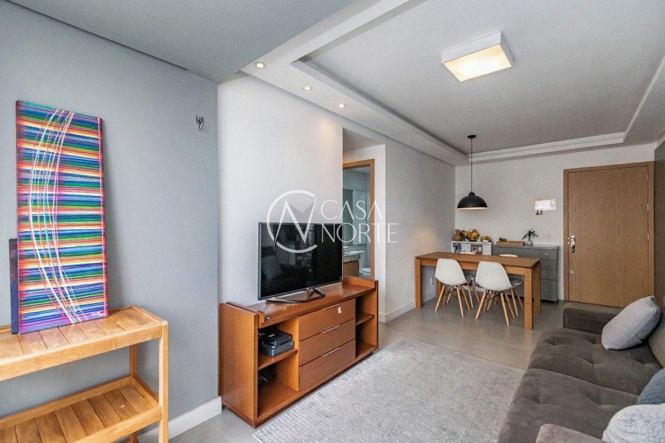 Apartamento à venda com 2 quartos, 62m², 1 suíte, 1 vaga, Rua Jari no bairro Passo da Areia em Porto Alegre