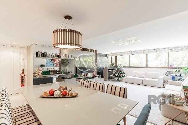 Apartamento à venda com 3 quartos, 192m², 1 suíte, 3 vagas, Rua Casemiro de Abreu no bairro Bela Vista em Porto Alegre