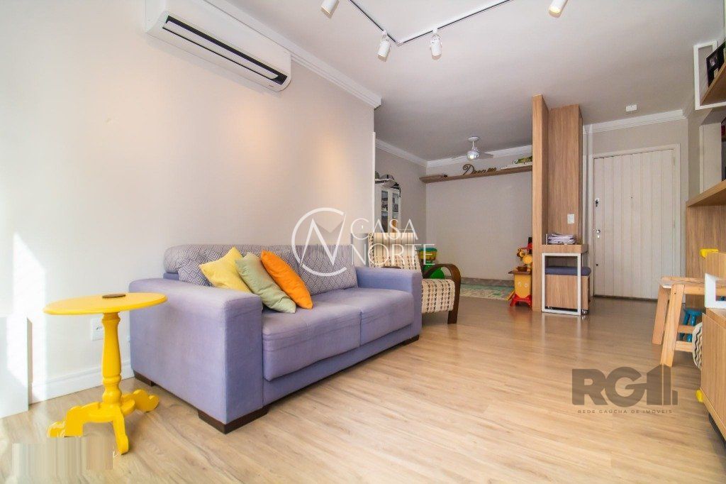 Apartamento à venda com 3 quartos, 110m², 1 suíte, 2 vagas, Rua Coronel Bordini no bairro Rio Branco em Porto Alegre