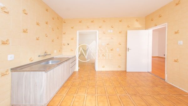 Apartamento à venda com 3 quartos, 97m², 1 suíte, 1 vaga, Rua Ramiro Barcelos no bairro Bom Fim em Porto Alegre