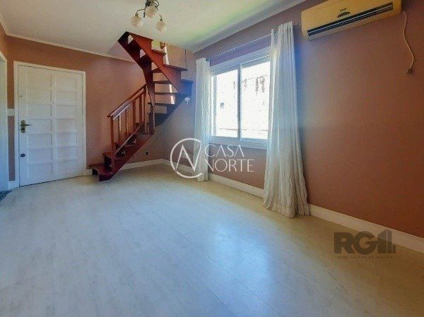 Cobertura à venda com 2 quartos, 134m², 1 suíte, 1 vaga, Rua Vicente da Fontoura no bairro Rio Branco em Porto Alegre