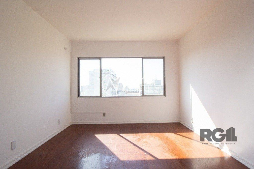 Apartamento à venda com 2 quartos, 69m², Avenida Independência no bairro Independência em Porto Alegre