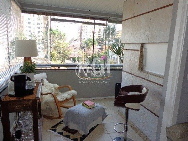 Apartamento à venda com 1 quarto, 47m², 1 vaga, Rua Engenheiro Adolfo Stern no bairro Bela Vista em Porto Alegre