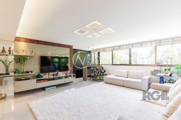 Apartamento à venda com 3 quartos, 192m², 1 suíte, 3 vagas, Rua Casemiro de Abreu no bairro Bela Vista em Porto Alegre