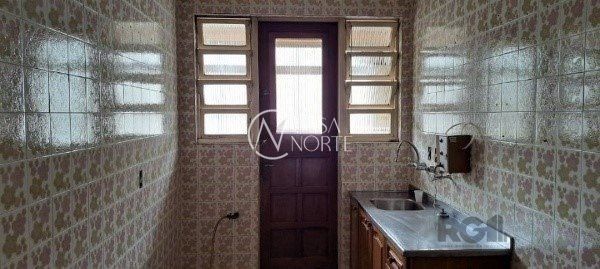 Apartamento à venda com 2 quartos, 74m², 1 vaga, Avenida Lageado no bairro Petrópolis em Porto Alegre