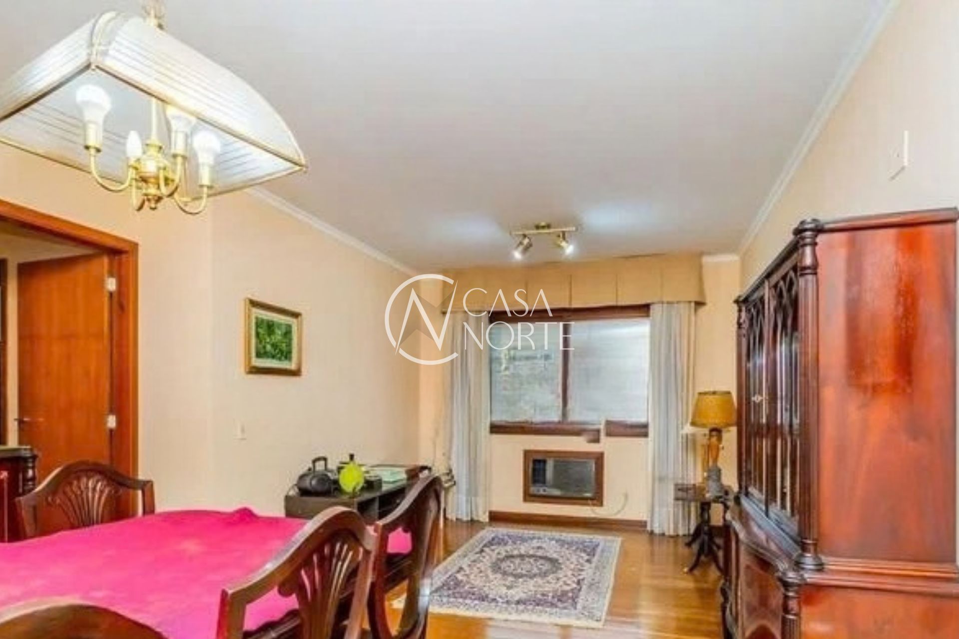Apartamento à venda com 3 quartos, 152m², 1 suíte, 1 vaga, Doutor Vale no bairro Moinhos de Vento em Porto Alegre