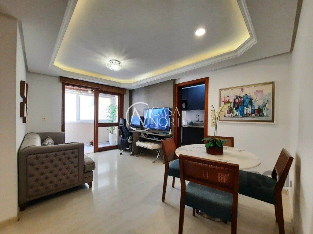 Apartamento à venda com 2 quartos, 60m², 1 suíte, 1 vaga, Rua Faria Santos no bairro Petrópolis em Porto Alegre